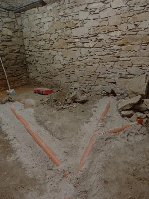 [ALBUM Stavba pivovaru]